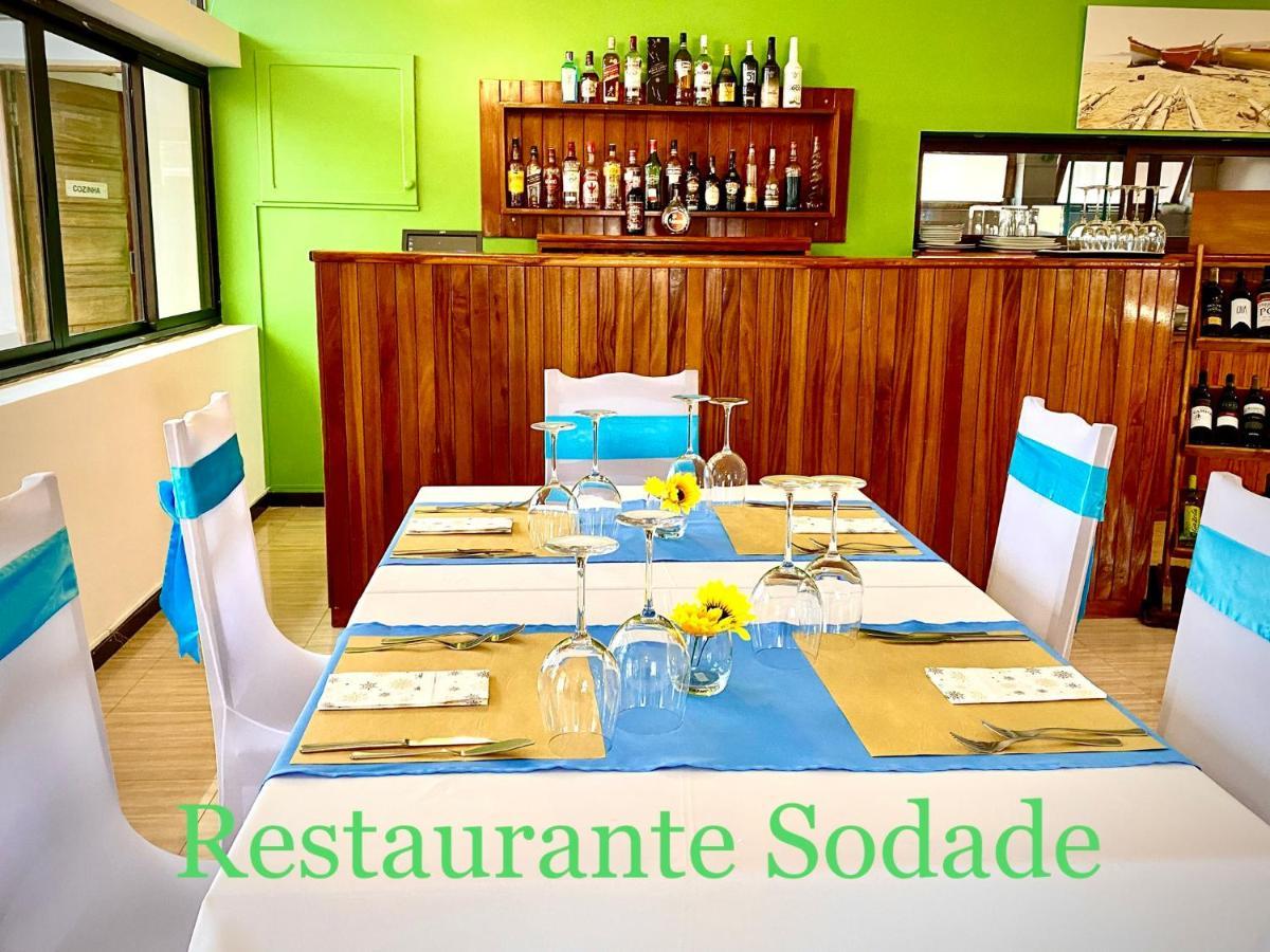 Residencial Restaurante Sodade Mindelo Bagian luar foto